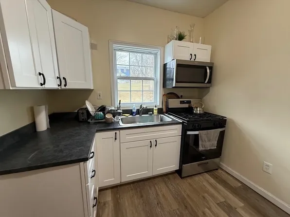 341 Belmont St, Fall River, MA 02720