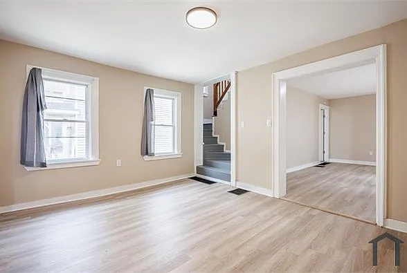 89 Superior St — Photo 11