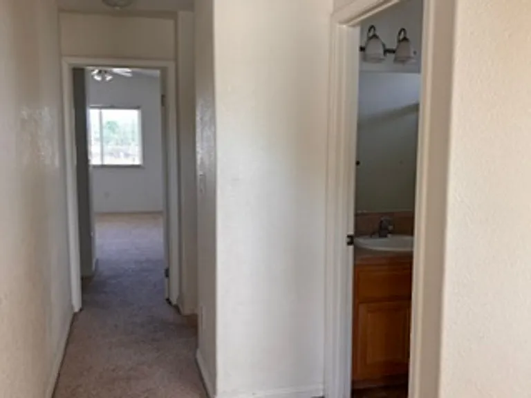 458 Sherwood Pl — Photo 19