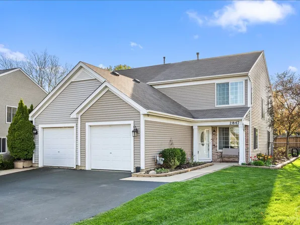 2847 Sorrel Row #1, Lake In The Hills, IL 60156