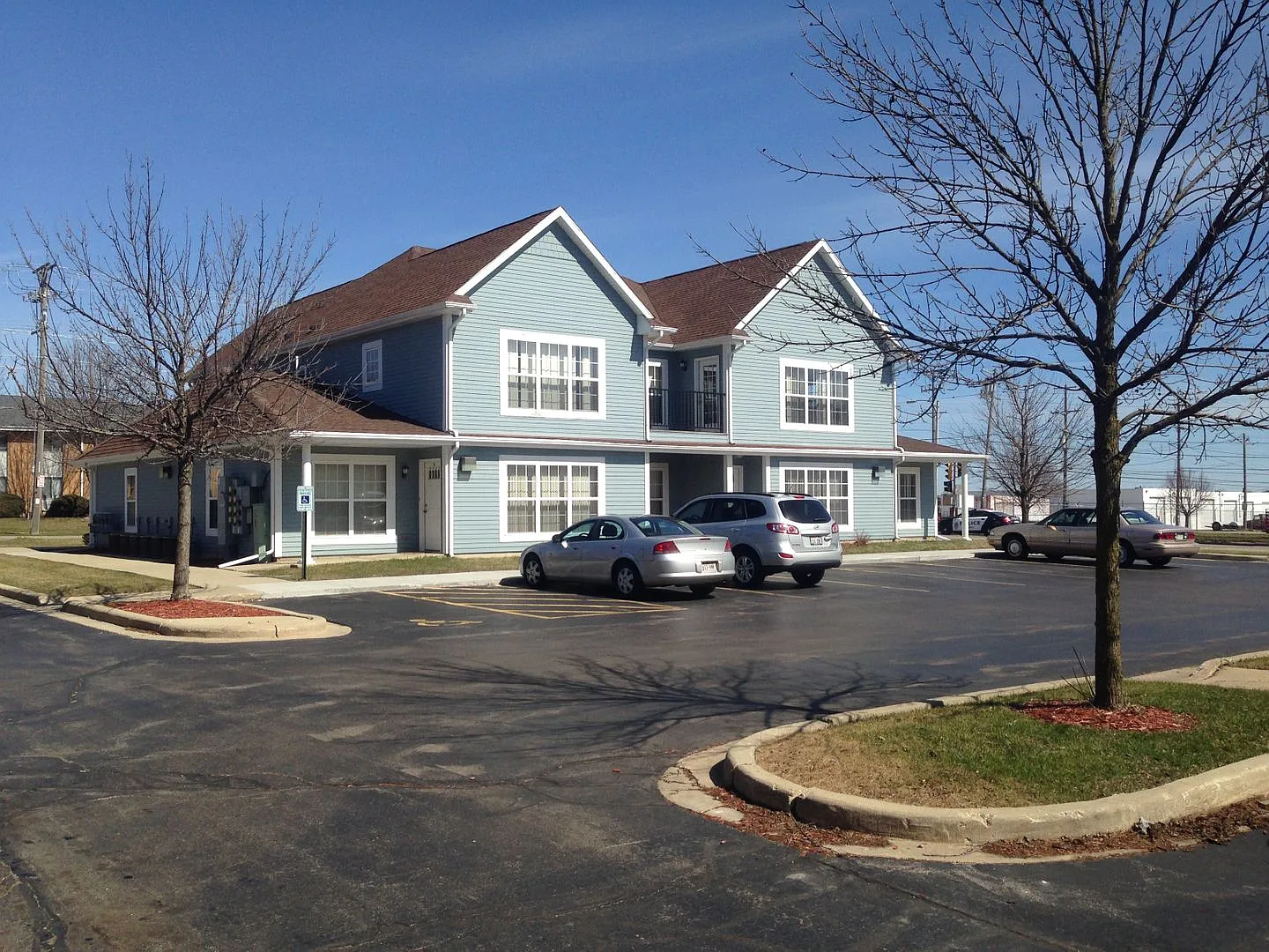 Jamestown Apartments Townhomes — Photo 3