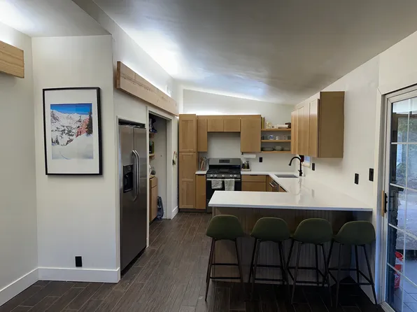 34 Upper Hillside Dr, Bellbrook, OH 45305