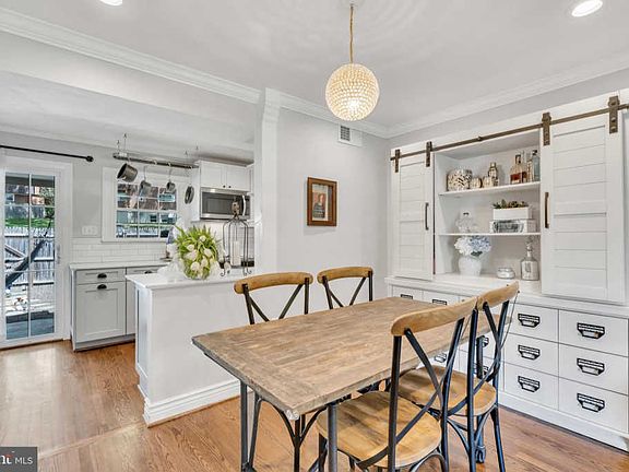 3rd image of 352 James St #379