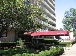285 Aycrigg Ave APT 8A, Passaic, NJ 07055