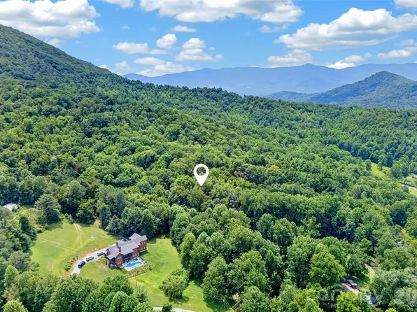 111 Walkertown Rd, Black Mountain, NC 28711