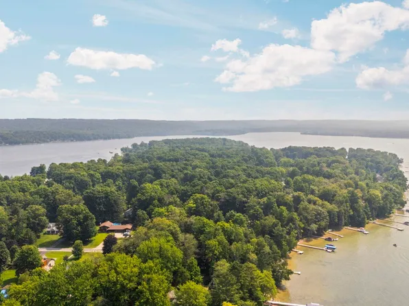 3855 White Birch Dr, Grawn, MI 49637