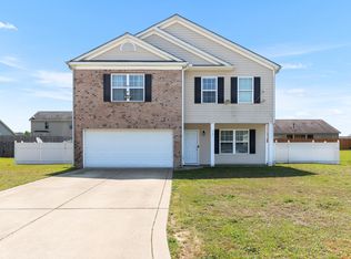131 Botanical Ct, Bunnlevel, NC 28323