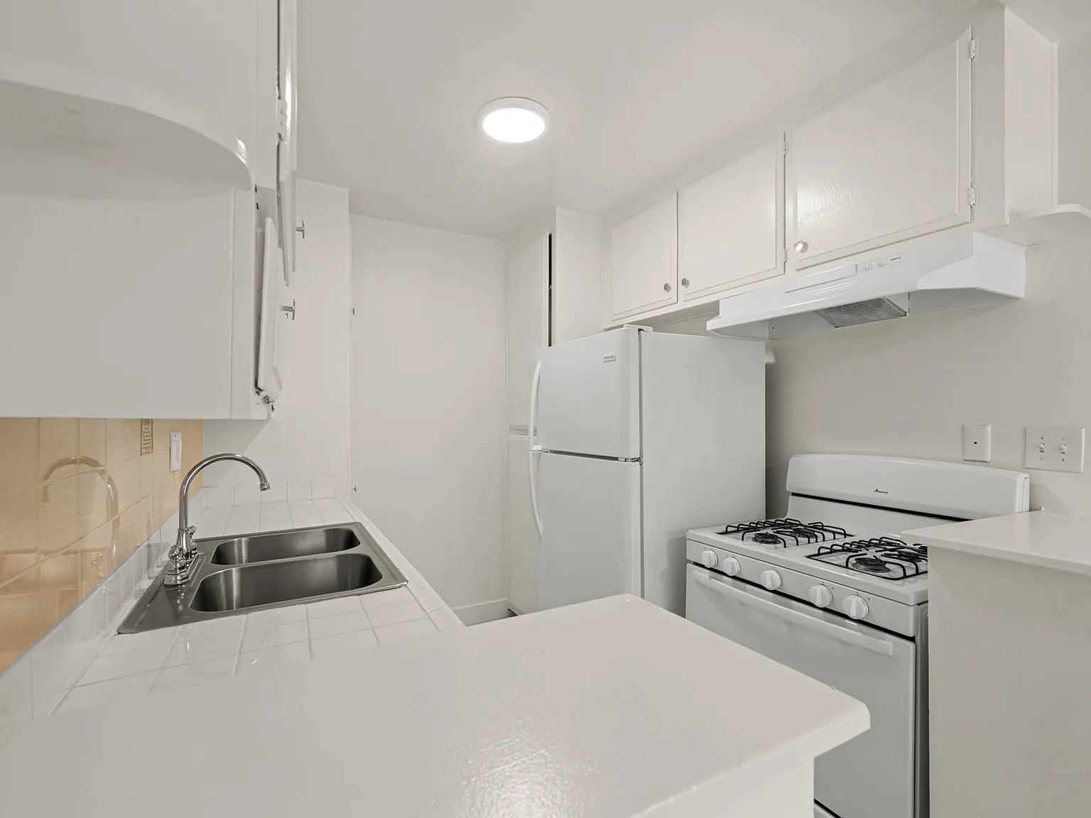 7518 LEXINGTON — Photo 3