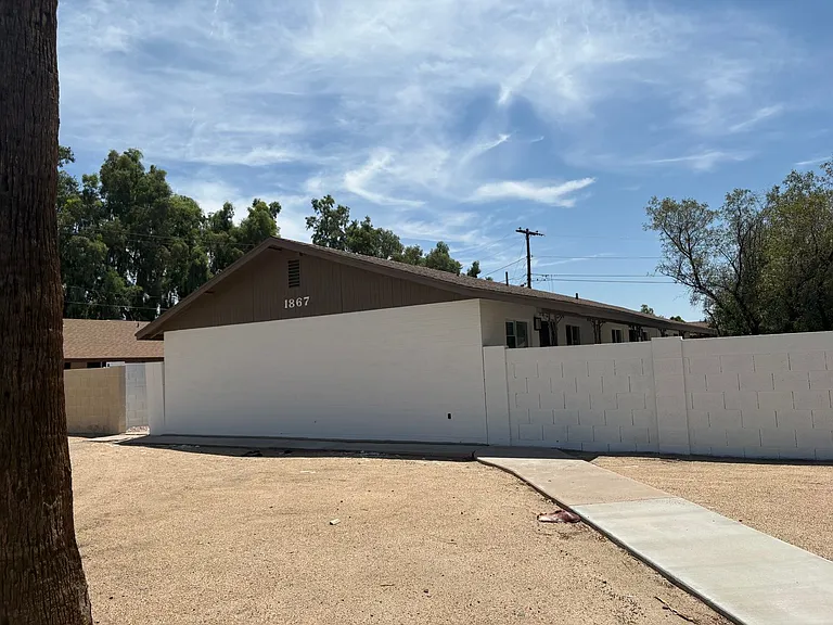 1867 E University Dr — Photo 4