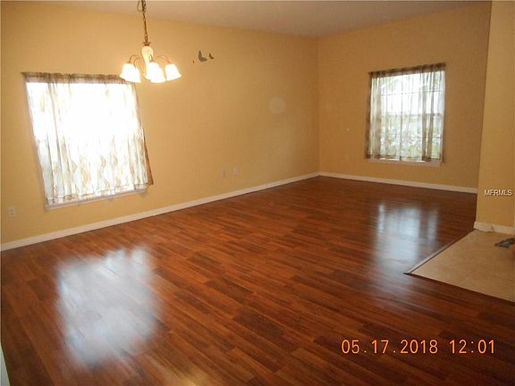 2nd image of 1008 Hacienda Cir
