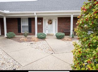 9929 Chenoweth Vista Way, Louisville, KY 40299