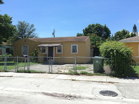 3rd image of 1014 NW 61st St