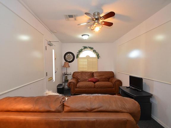 5th image of 151 N Country Club Dr