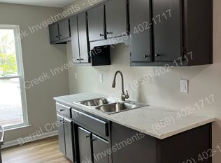 104 Ewing Ave, Harrodsburg, KY 40330