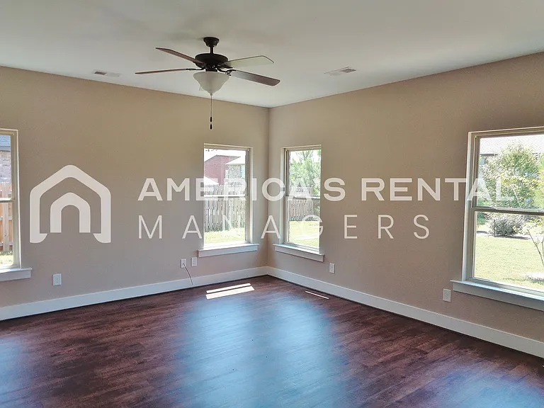 783 Crider Rd — Photo 4