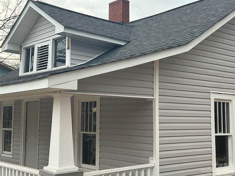 1st image of 1126 Caldwell St