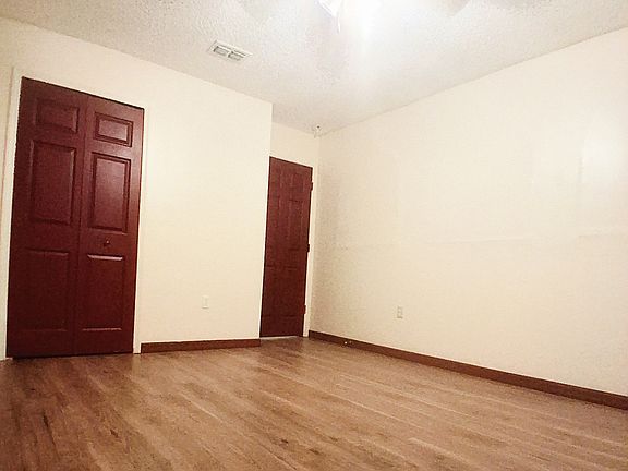 5th image of 4821 Copper Canyon Blvd #1