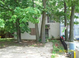 63 Berkshire Rd, Sicklerville, NJ 08081