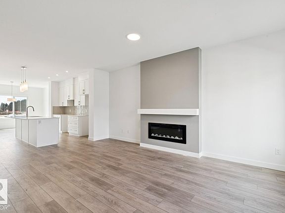 5th image of 245 Wattle Rd