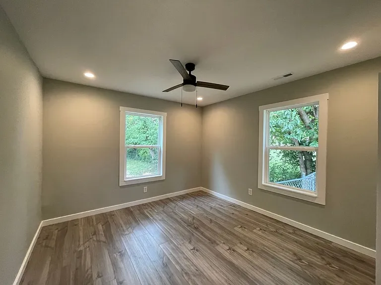 2749 W Washita St — Photo 18