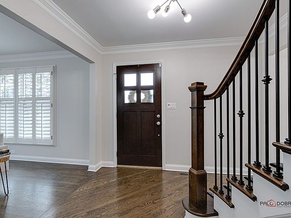 3rd image of 3642 Russett Ln