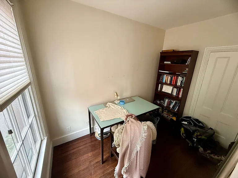 136 Myrtle St — Photo 8