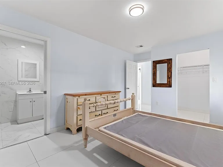 14109 SW 55th St — Photo 16