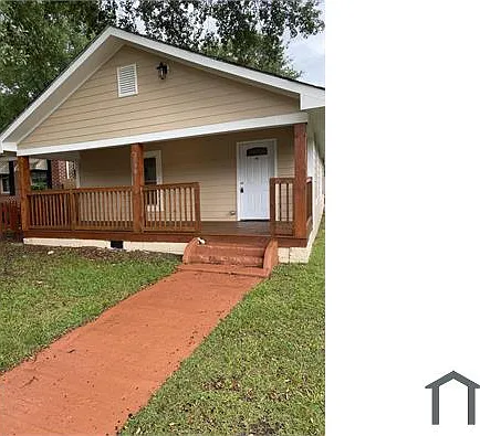3 bed, $2,100 — Photo 1