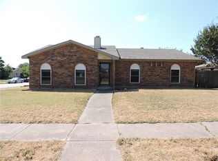 2001 Blue Ridge Trl, Grand Prairie, TX 75052