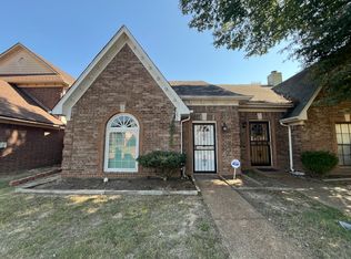 1656 Oaken Bucket Dr, Cordova, TN 38016