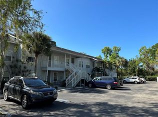 1901 Courtyard Way #C-204, Naples, FL 34112