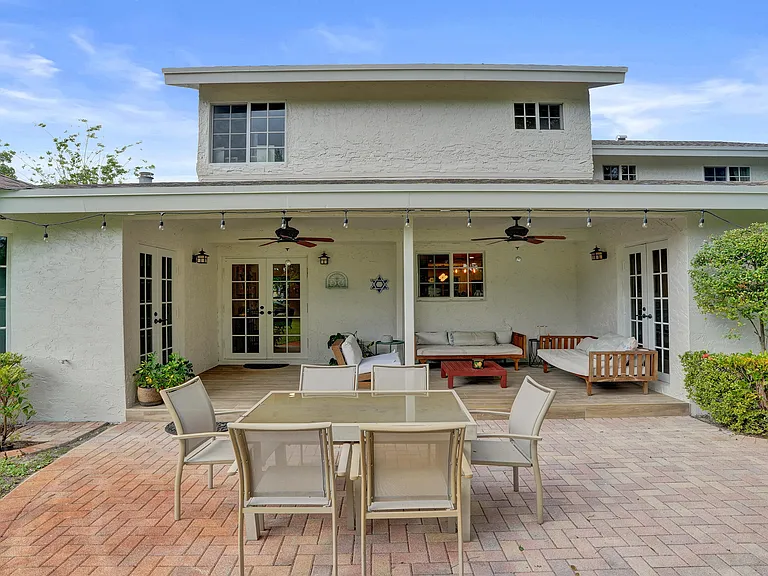 12213 Melissa Way — Photo 37