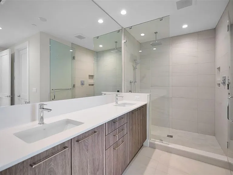275 1st Ave S #3503 — Photo 20