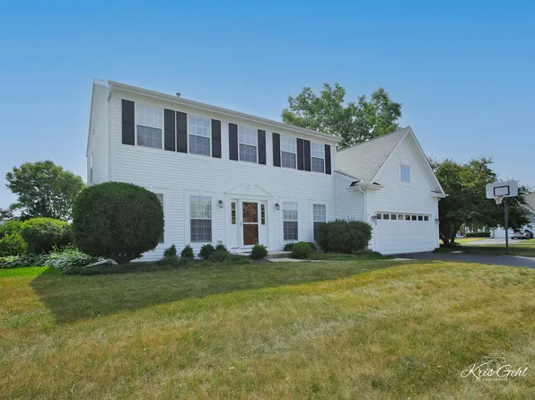 1453 Redwing Dr, Antioch, IL 60002