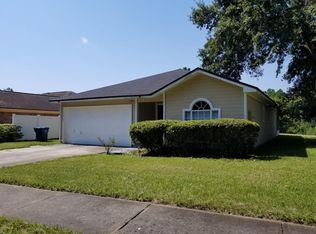 1376 Shearwater Dr, Jacksonville, FL 32218
