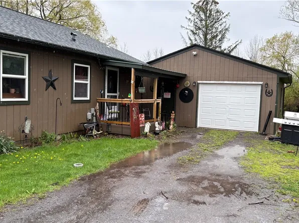 3719 Middle Cheshire Rd, Canandaigua, NY 14424