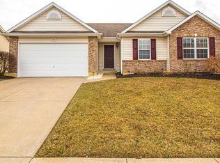 332 Rustic Oaks Dr, Wentzville, MO 63385