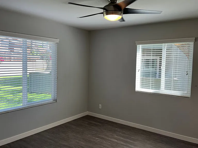 Corona Pointe Resort — Photo 240