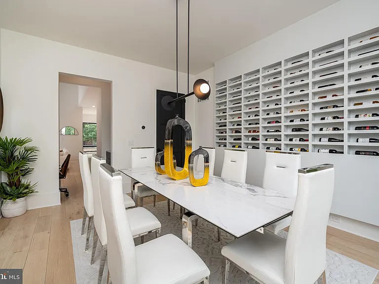 40388 Manbar Ln — Photo 12