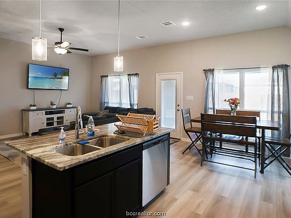 2nd image of 6309 Daytona Dr