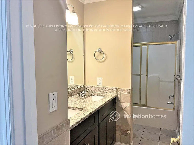 5034 Cramer Woods Dr — Photo 14