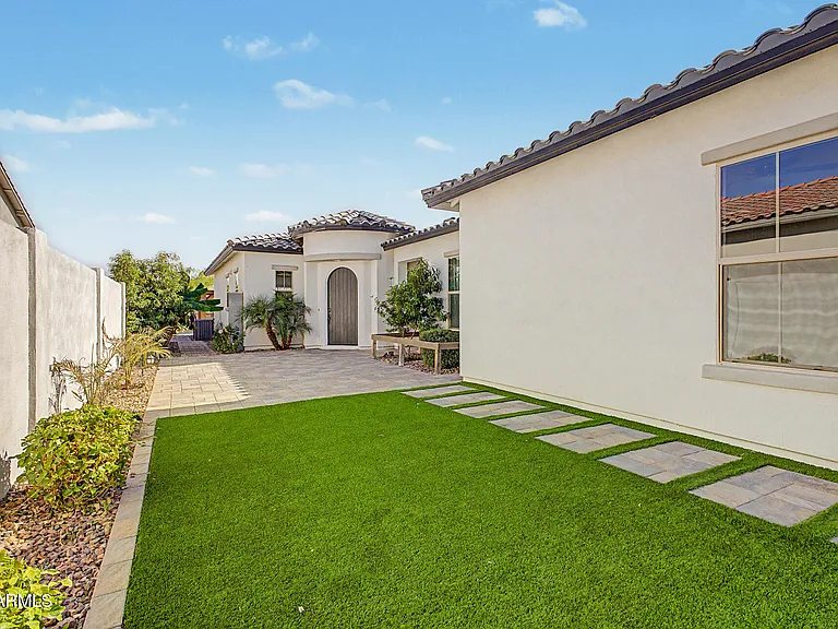 2083 E Scorpio Pl — Photo 7