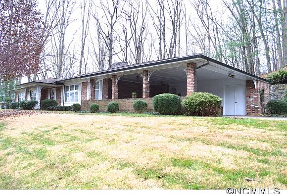 1st image of 594 Country Club Dr