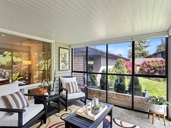 10800 Glen Acres Drive S #T16, Seattle, WA 98168