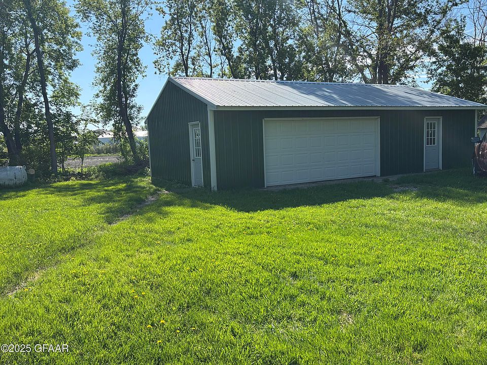 2nd image of 43321 220th St SW