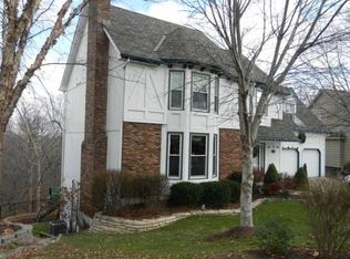 2420 NE 79th Pl, Gladstone, MO 64118