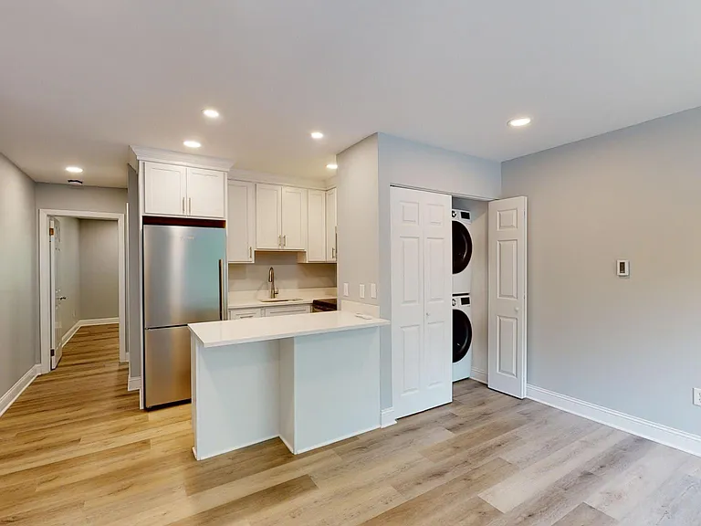 211 Housatonic St #3B-2B-5A — Photo 1