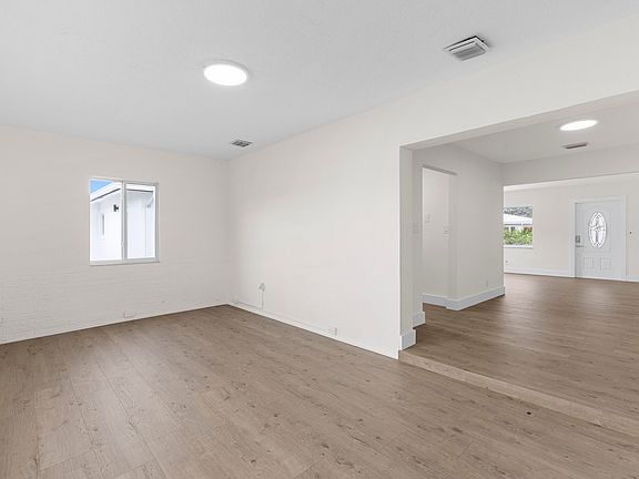 3rd image of 8500 NW 59TH Street