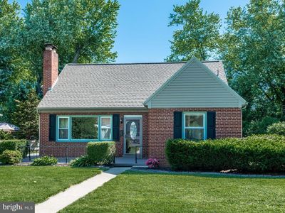 55 S 39th St, Camp Hill, PA, 17011