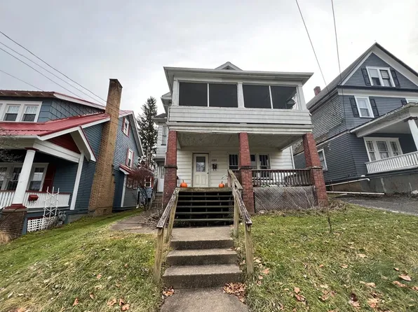 1525/1527 Elk St, Franklin, PA 16323